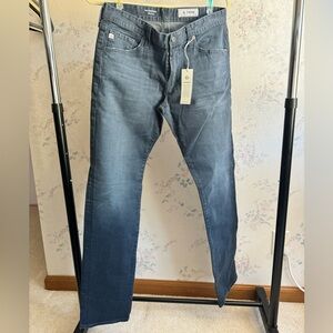 AG The Graduate tailored leg size 29